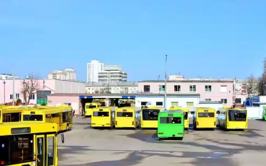 पिंपरी-चिंचवड़ बस टर्मिनल, पुणे